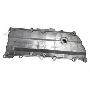 VALVE CHAMBER COVER 8973313610 Suitable for 700P models fitted with 4HK1-T 4HK1 engines